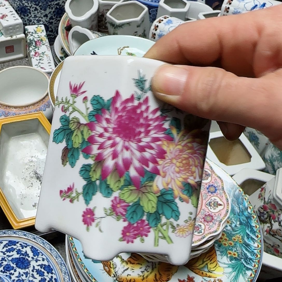 摆件瓷器的工艺技术水平