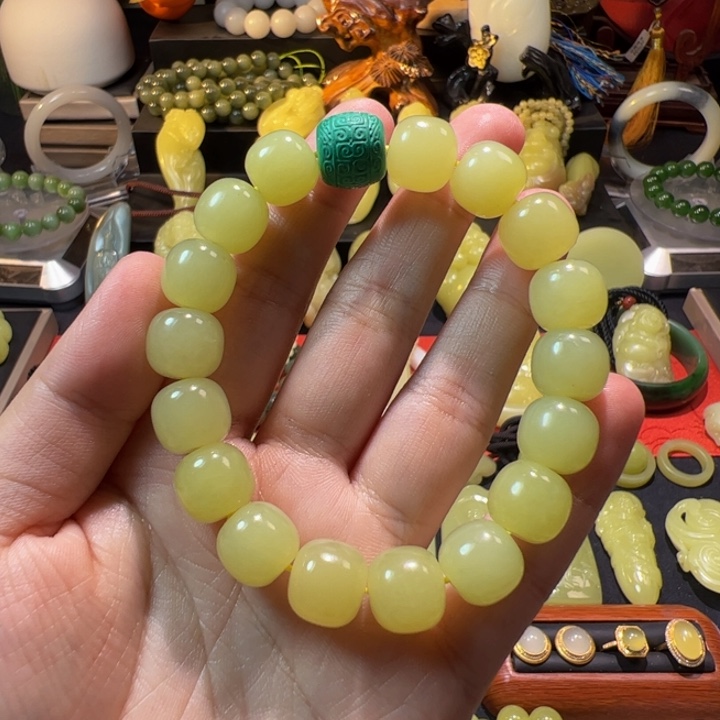 和田玉（黄玉）未镶嵌颈饰