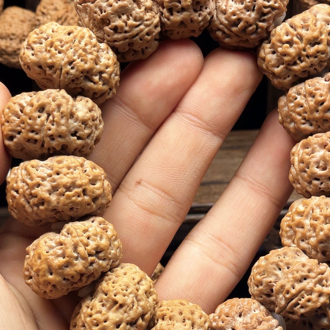 金刚菩提吊坠云*逸28左右夹板