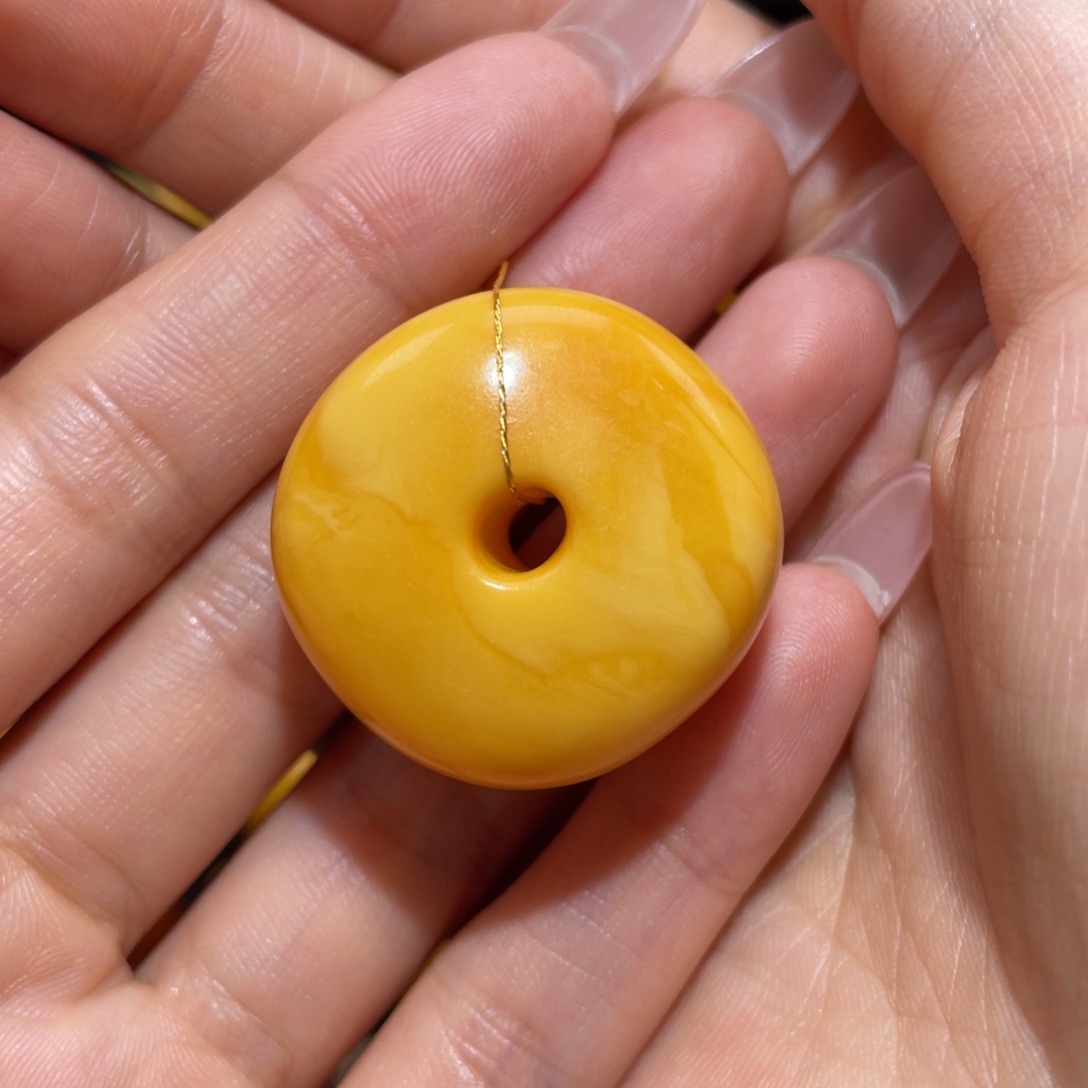 【闪购商品】蜜蜡裸石未镶嵌扣子