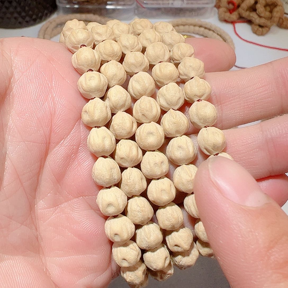 柏香籽/百香籽吊坠鱼*