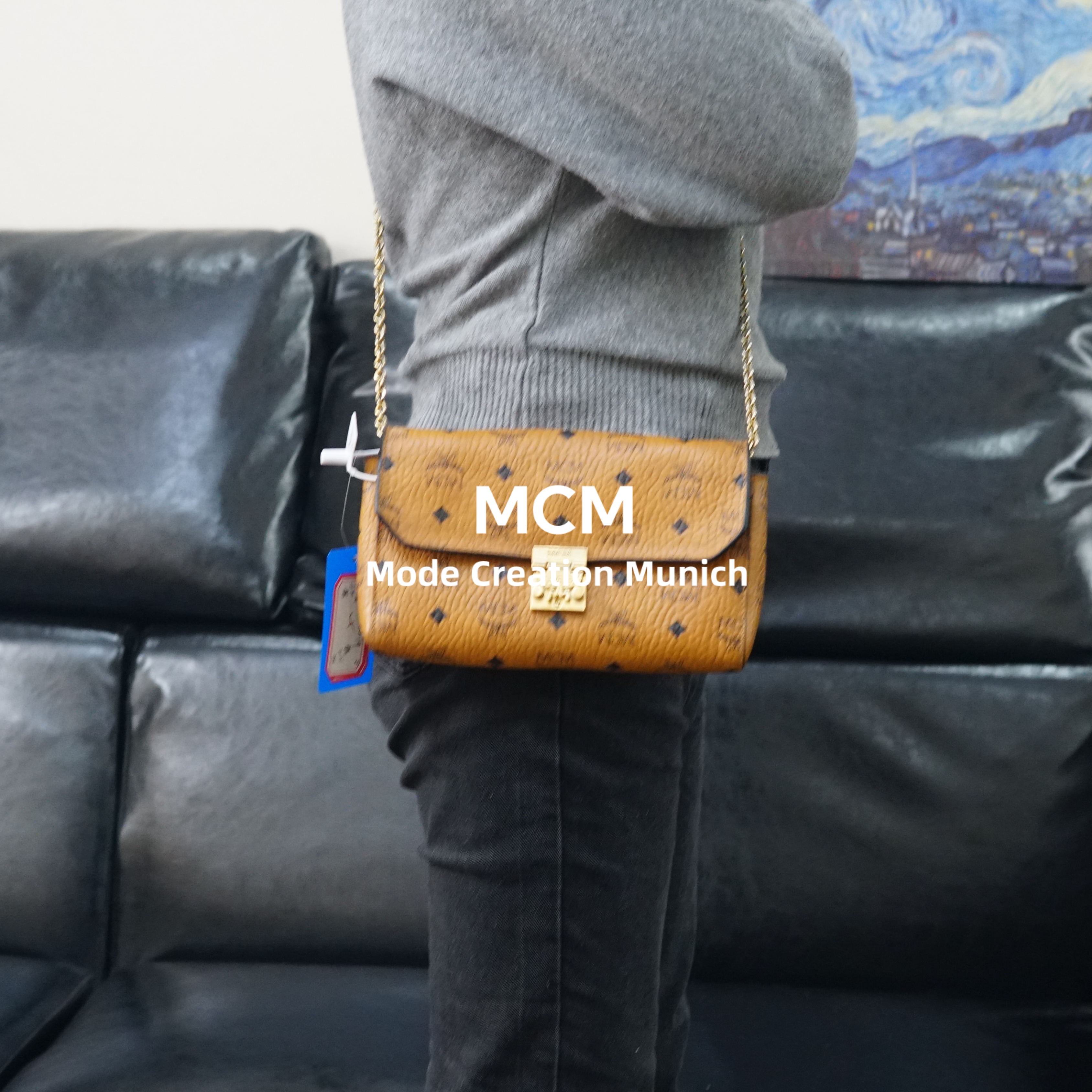 95新 MCM 干邑色斜挎包/FYHD02619020/9020