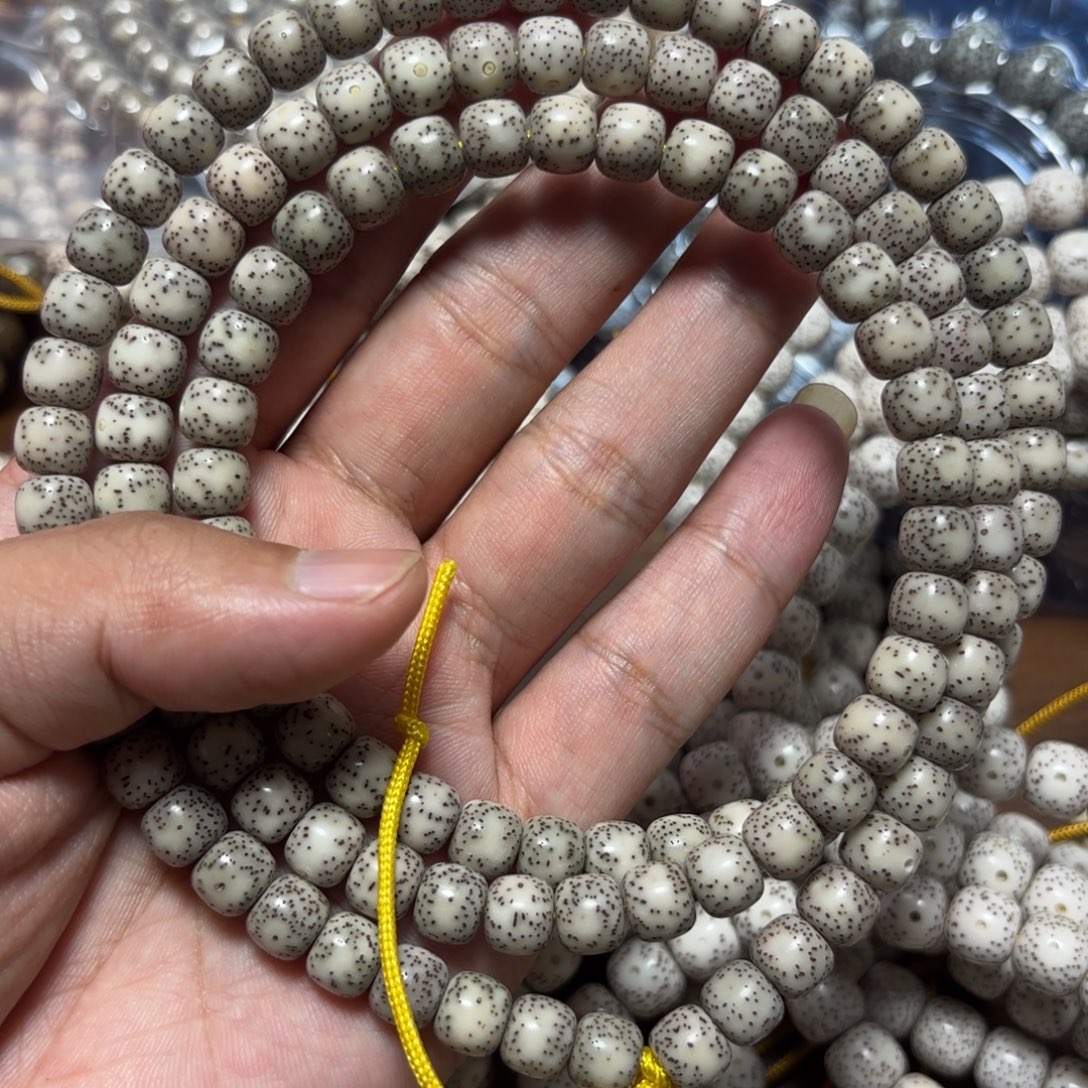 你***天星月菩提手串星月石玉料8