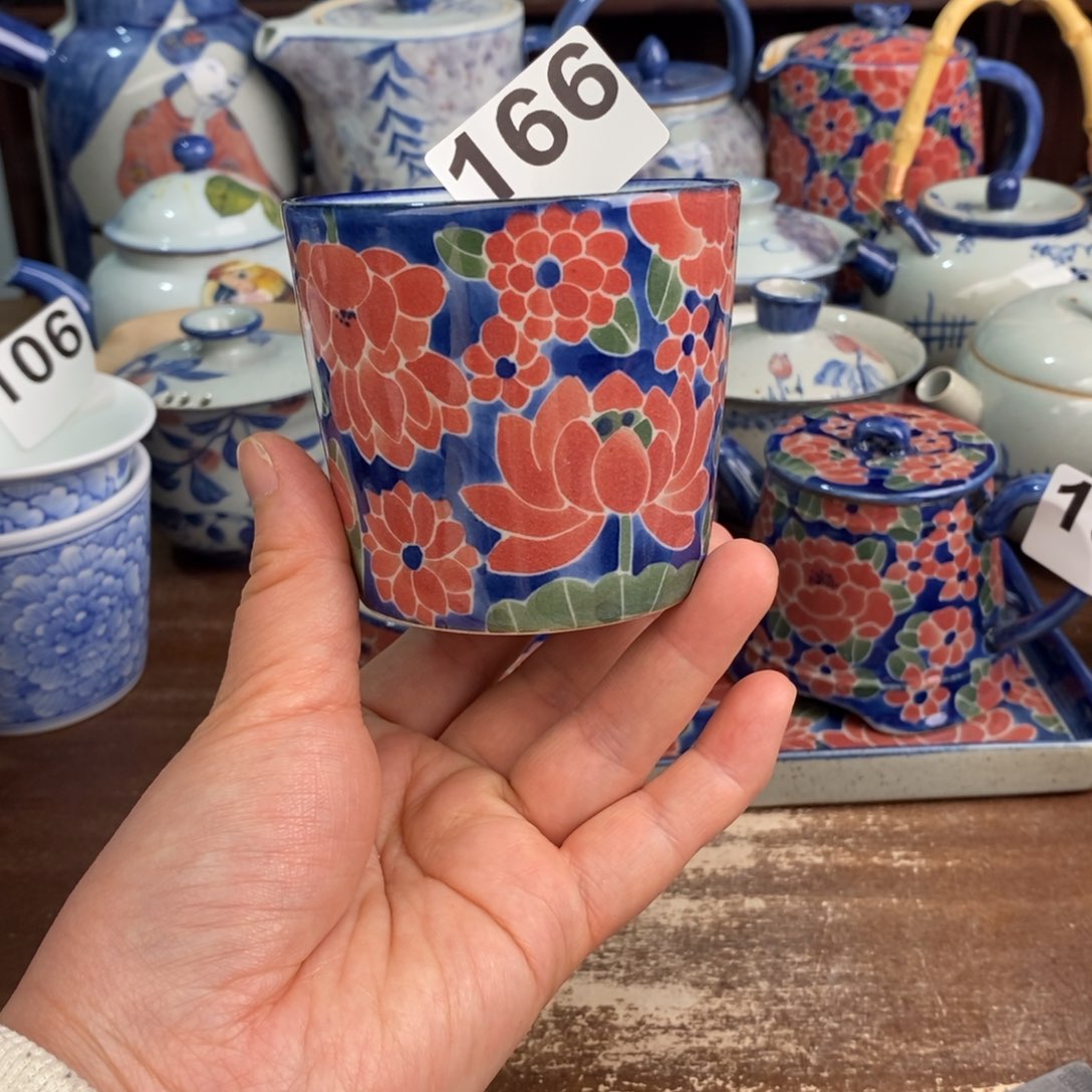 摆件bhhhyyyyuuuuuhjjjjjj