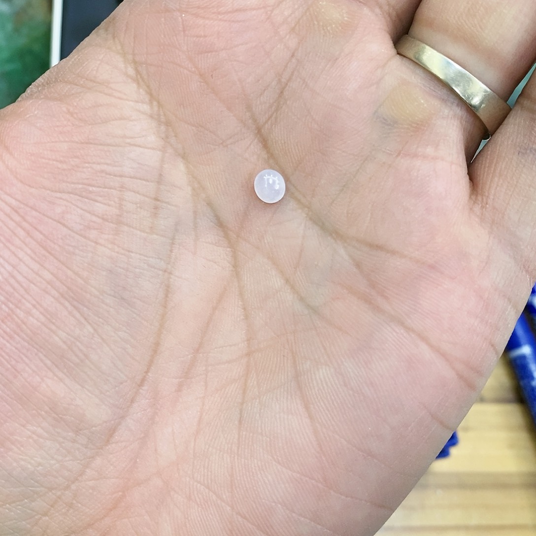 翡翠颈饰未镶嵌天然缅甸翡翠蛋面