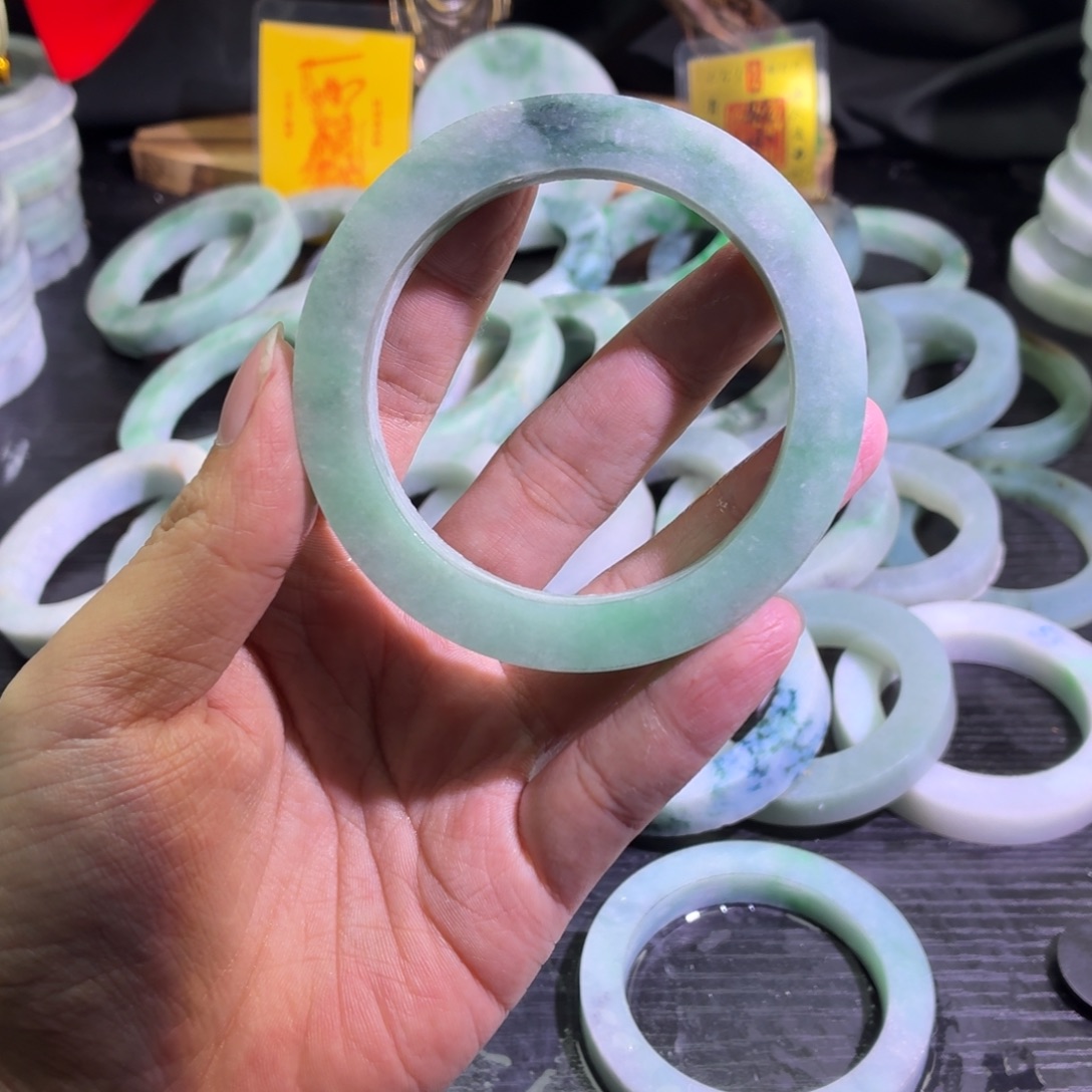 定制翡翠未镶嵌天然翡翠A货毛胚手镯定制