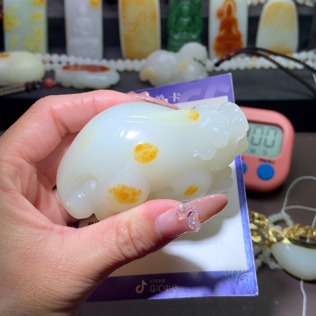 和田玉挂件未镶嵌咖****醉