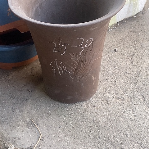 紫砂中国宜兴紫砂花盆，