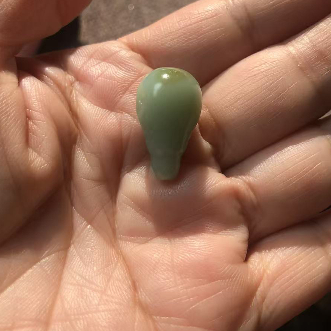 粉青三通和田玉碧玉500