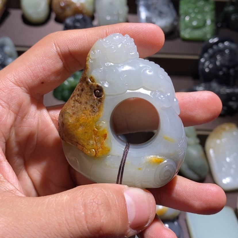 【闪购商品】和田玉把件未镶嵌金**波