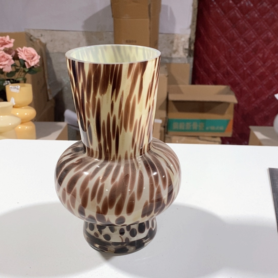 玻璃孤品高21口9玻璃花瓶嘎嘎好看玻璃花瓶