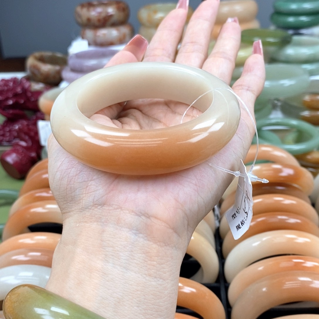 石英质玉手镯未镶嵌洛*