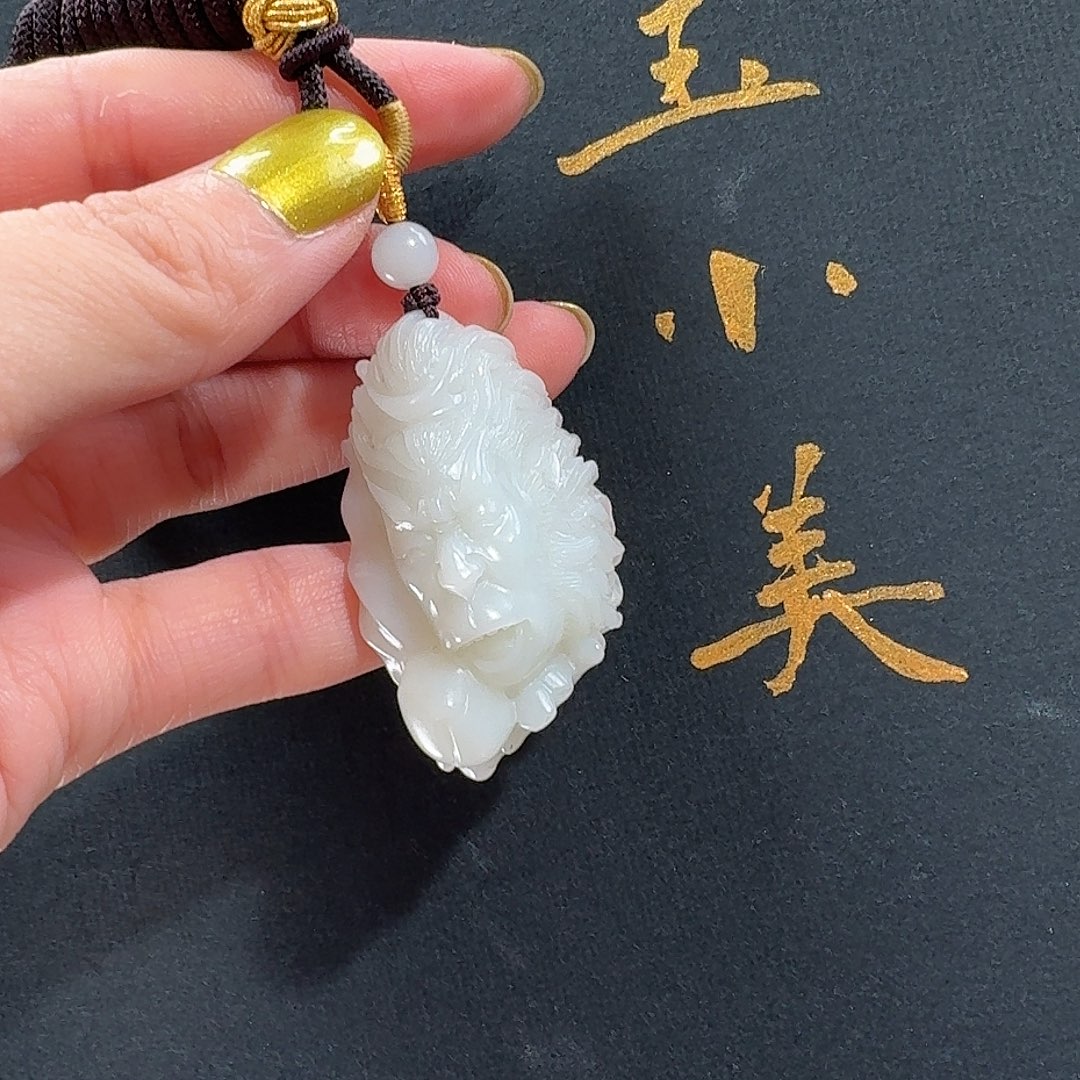 颈饰未镶嵌和田玉米达