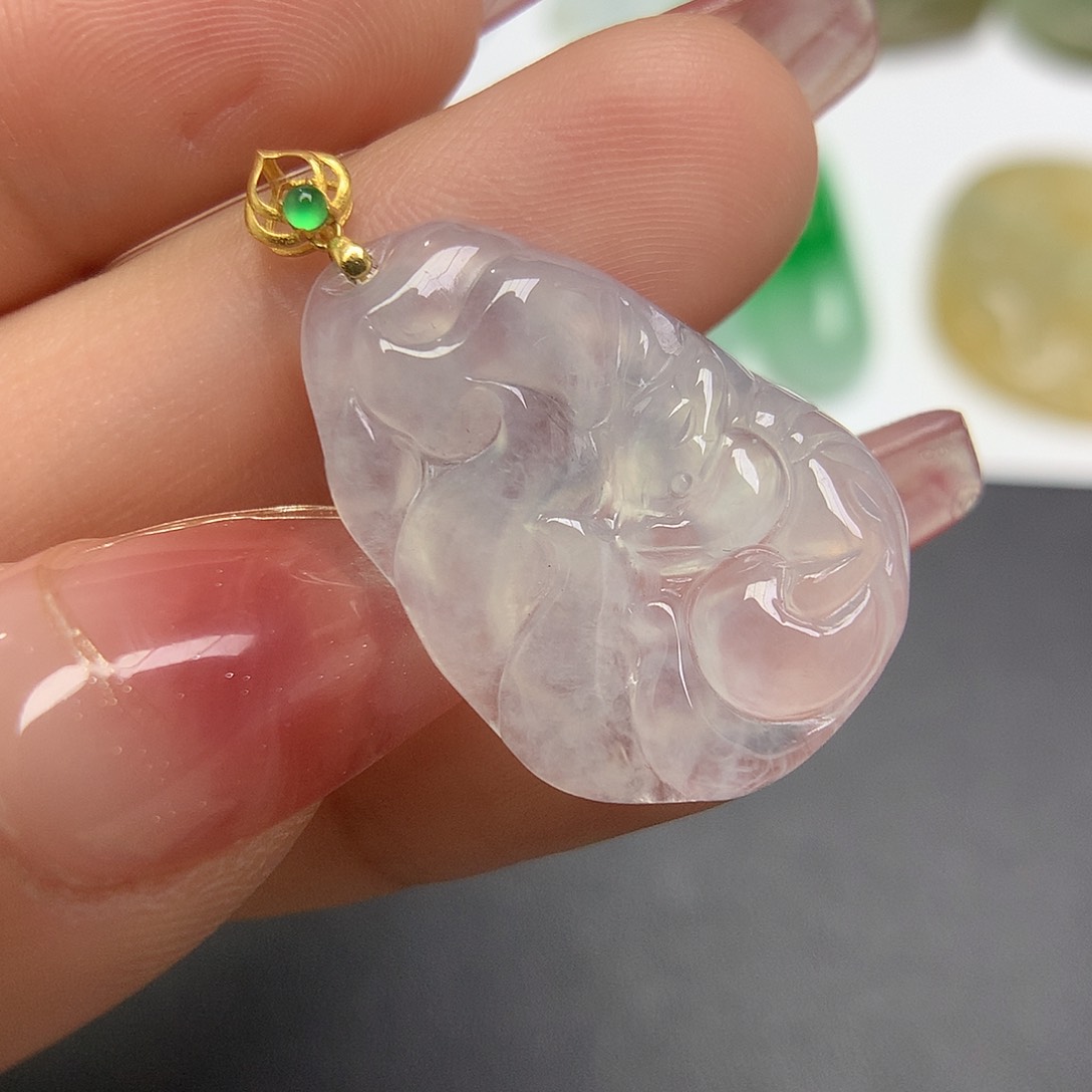 翡翠颈饰18K金镶嵌九尾狐