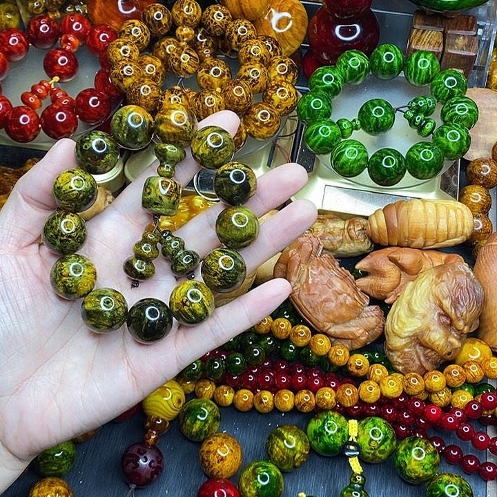 松木琥珀木文玩手串