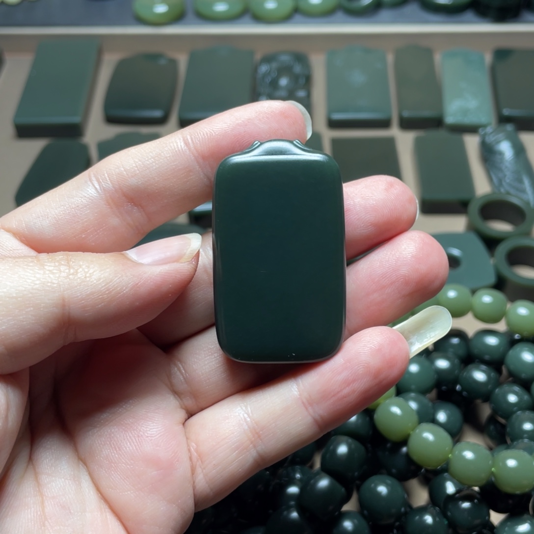 用***3和田玉未镶嵌手链