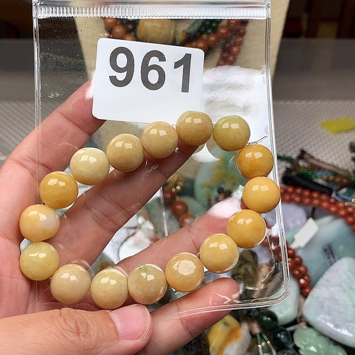 翡翠未镶嵌颈饰爱**器翡翠