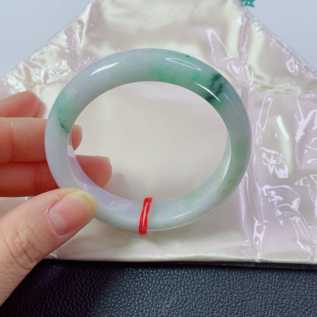 繁***点翡翠未镶嵌手镯天然