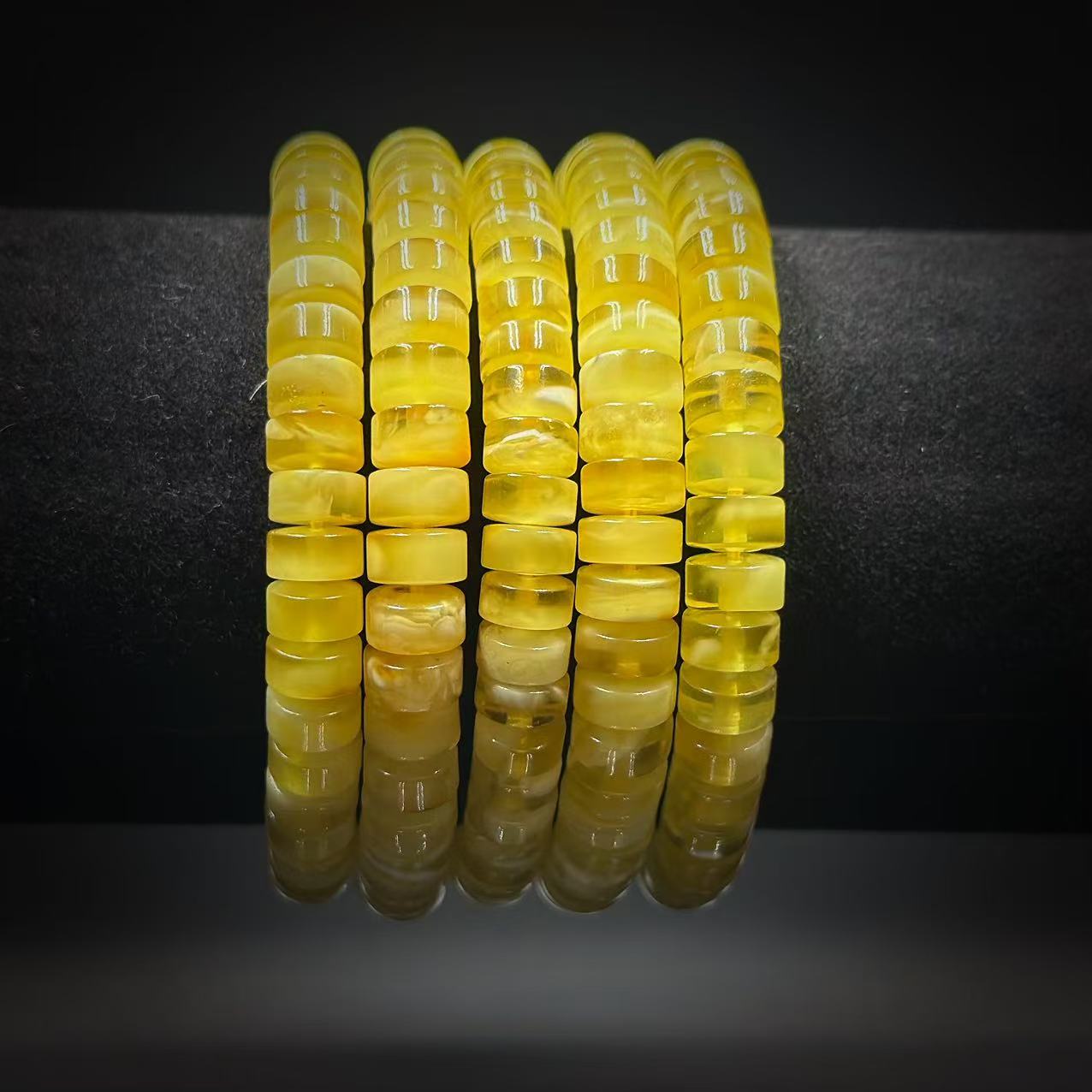 【缪老师严选】YY1044  金白蜜蜡车轮手链 多样性发其一