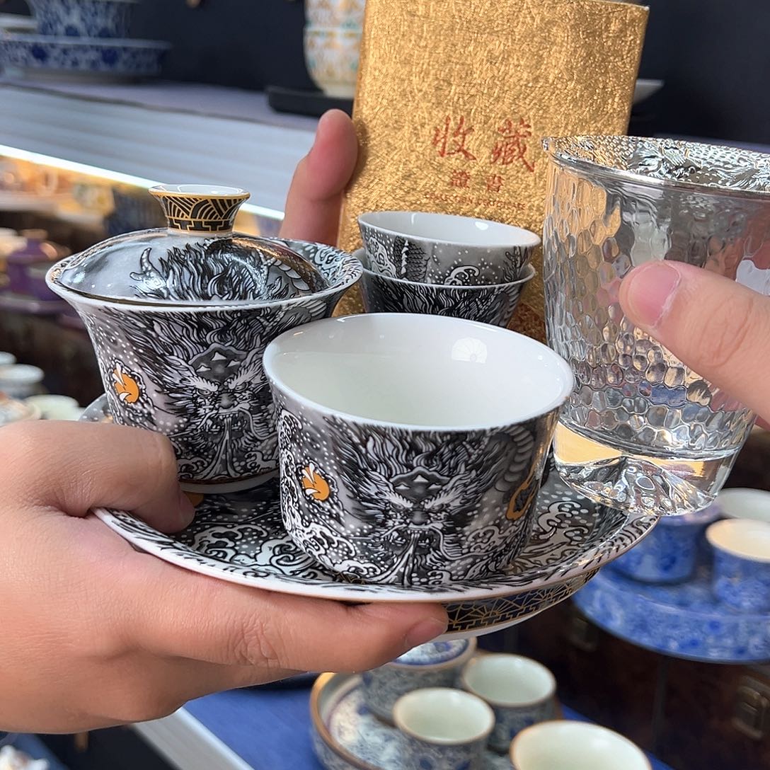 我们的目标是成为一个优秀的人