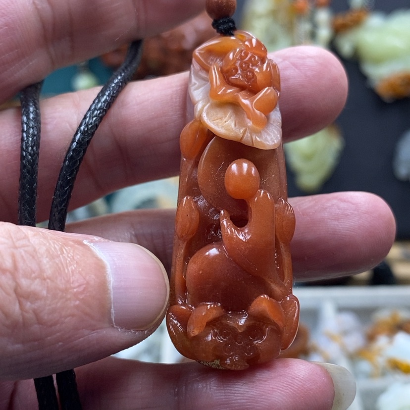 【闪购商品】蛇纹石玉吊坠未镶嵌