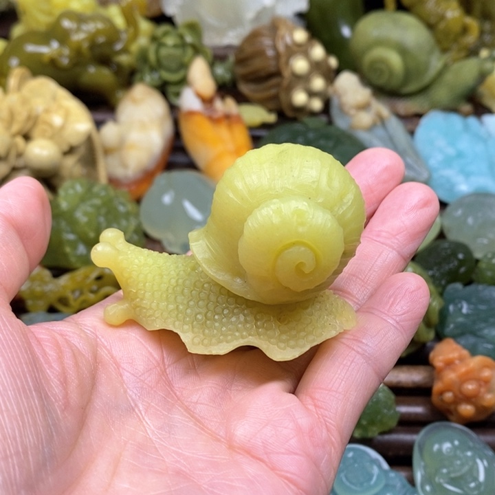 蛇纹石玉手把未镶嵌