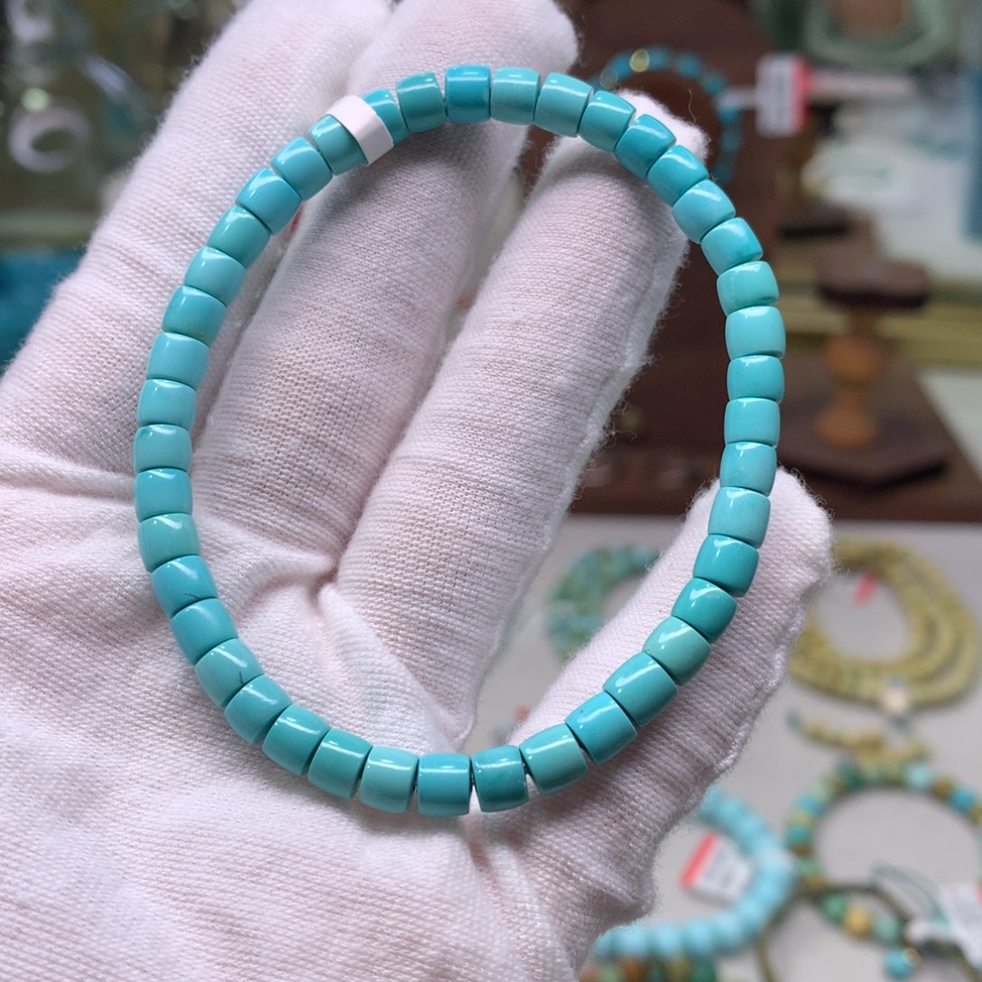 绿松石配饰未镶嵌