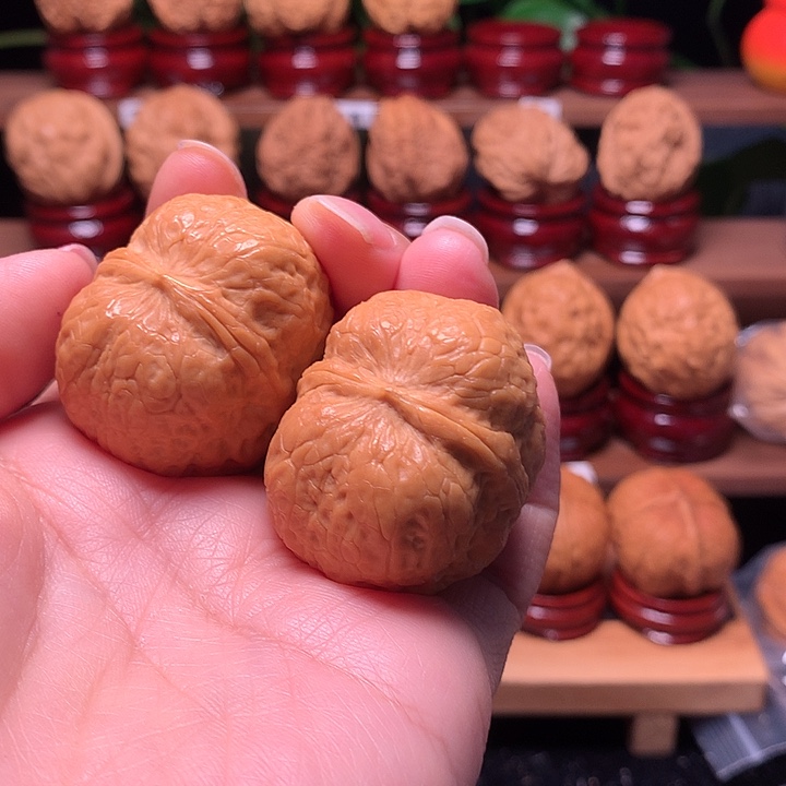 吊坠桃核方尊元宝40尺寸