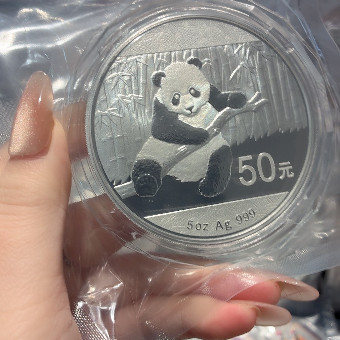 纯银14熊猫155克原盒证书银币