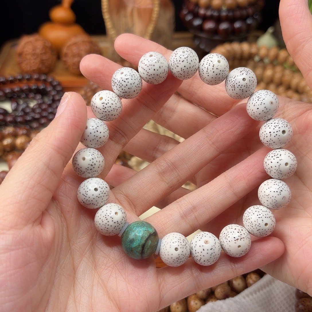 跳***。星月菩提吊坠脱脂