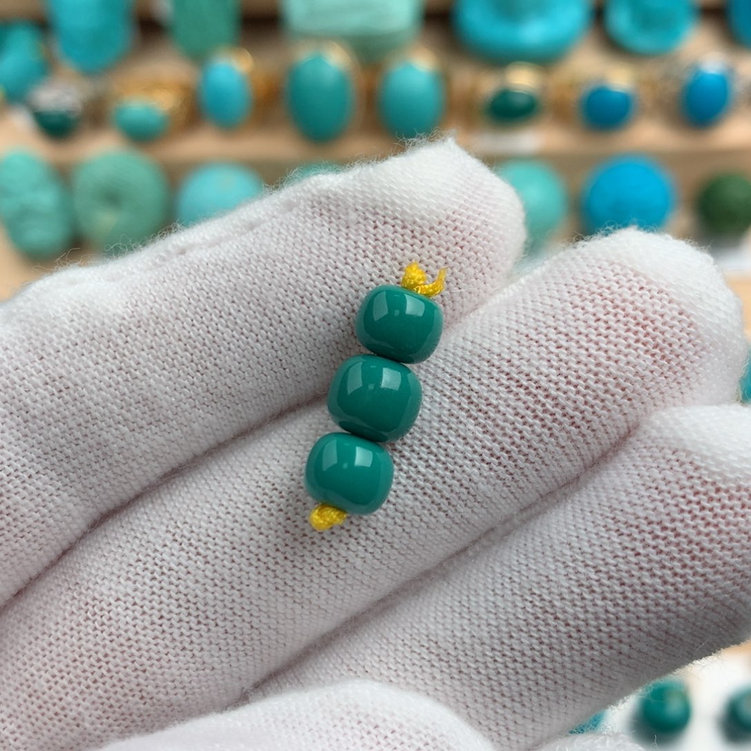 绿松石配饰未镶嵌6.6-6.3-6.3mm