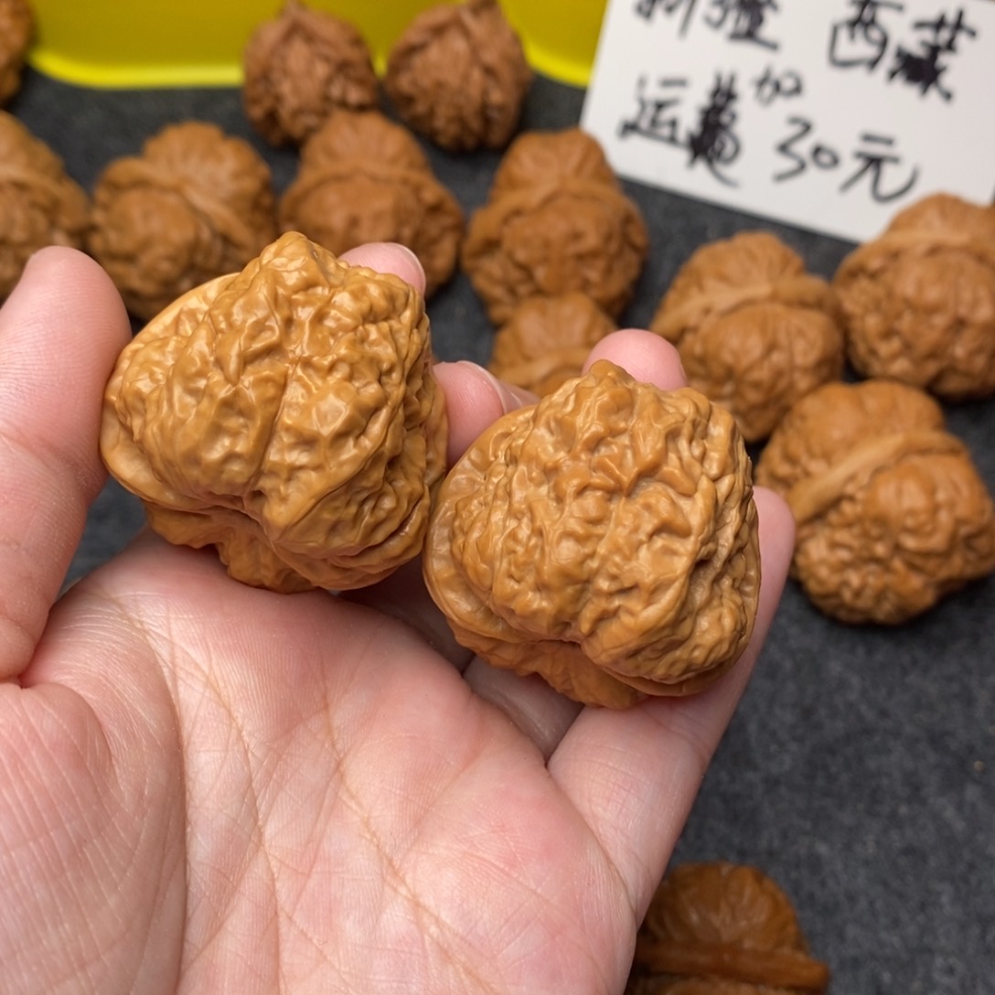 文玩核桃把件吃*蛤蟆36