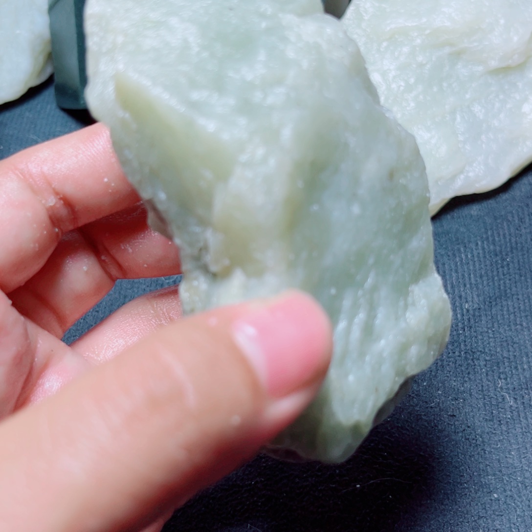 和田玉未镶嵌珠宝奇石