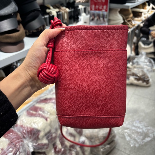 【107】范范自留韩版小众迷你斜挎手机包百搭可爱时尚包包