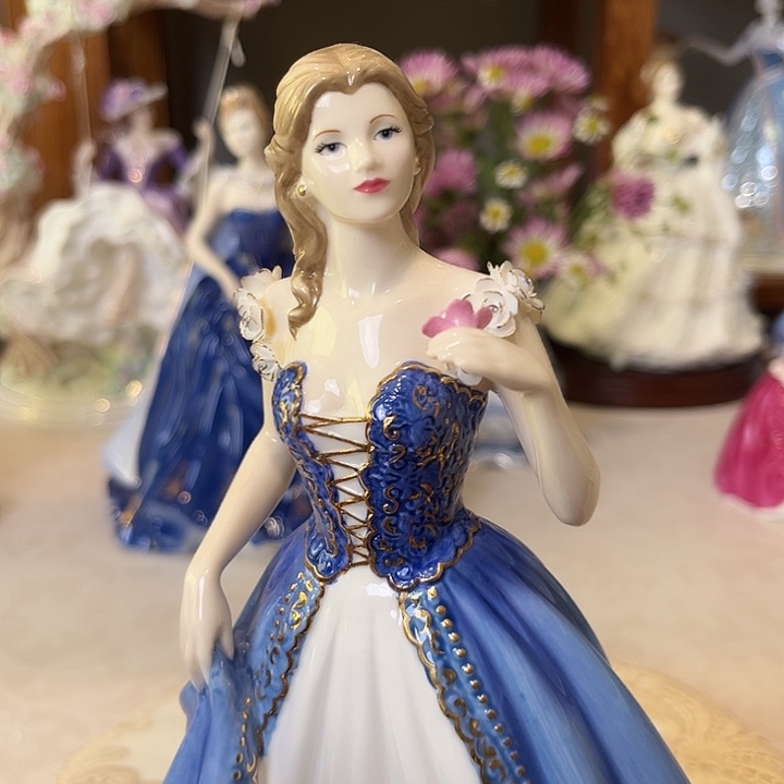 杯欧洲中古瓷器摆件