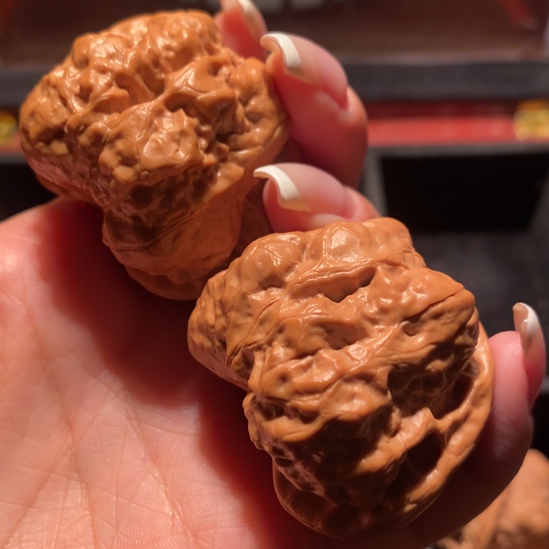 吊坠文玩核桃行***云