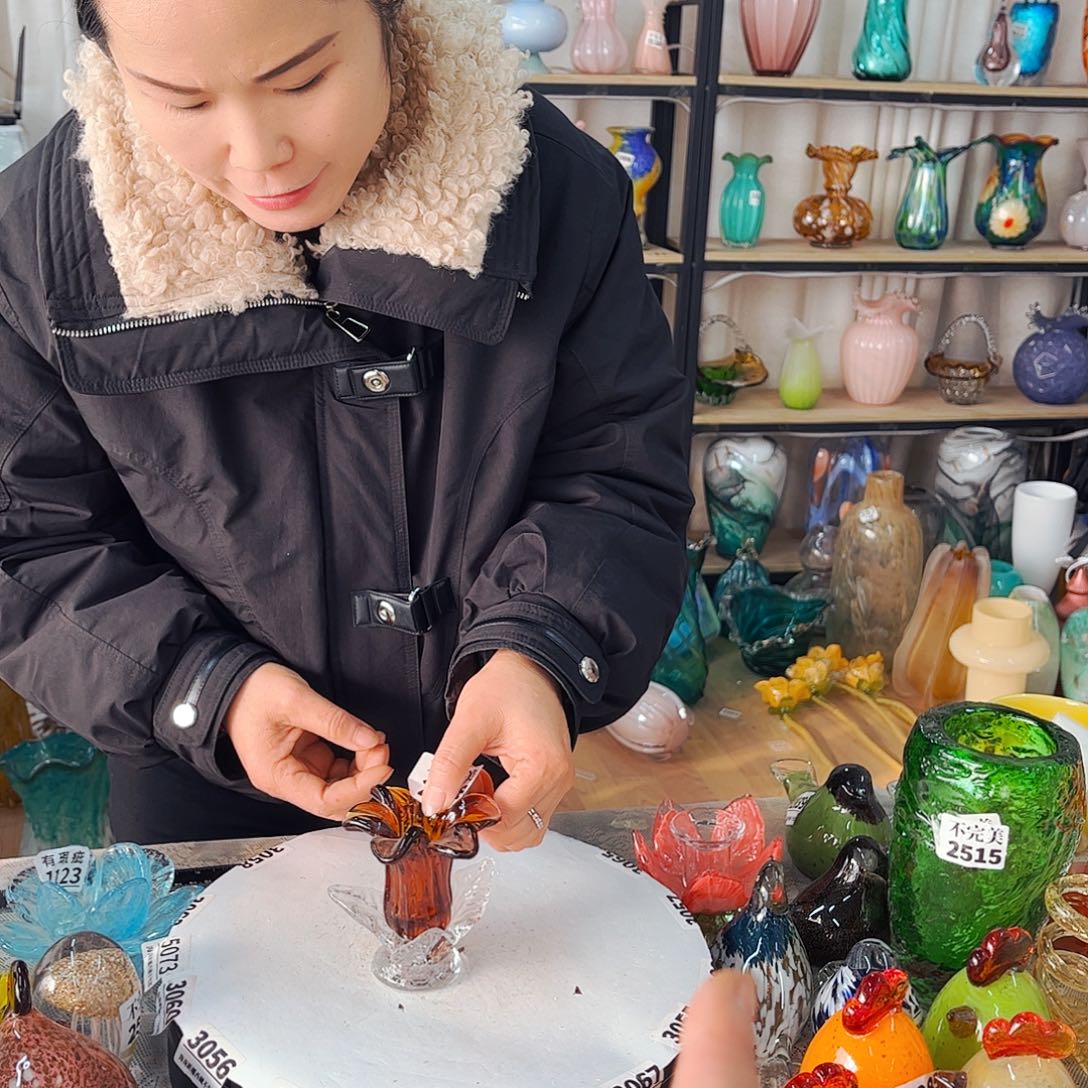 烛台花家悦琉璃工艺品不完美