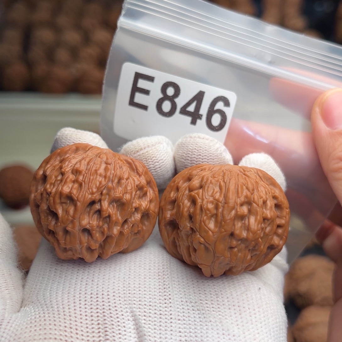 文玩核桃手串E846蝴蝶磨40