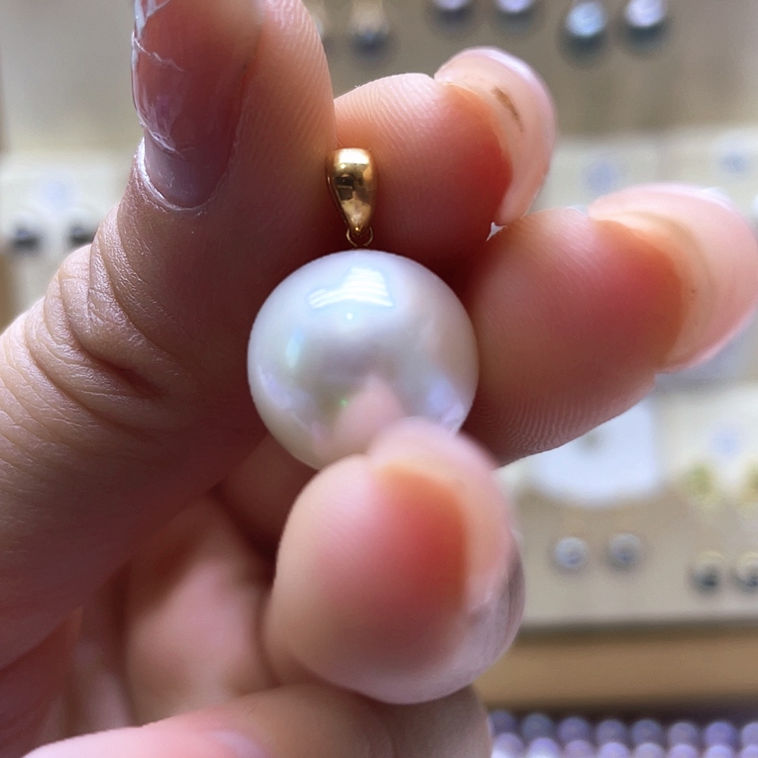 淡水珍珠颈饰18K金镶嵌