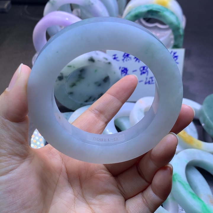 金***年定制翡翠未镶嵌正圈