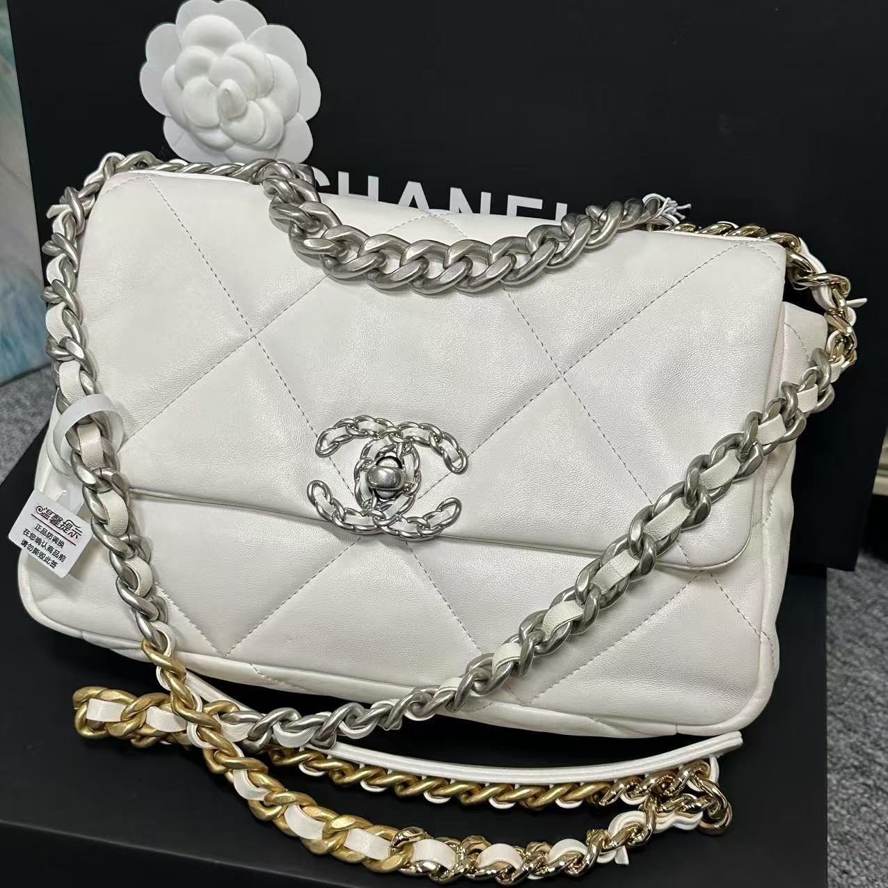 95新 Chanel/香奈儿 泡泡专属/香奈儿白色19bag斜挎包/98新