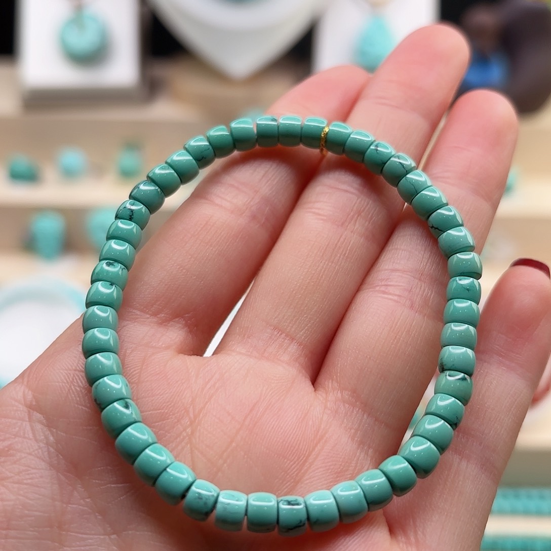 绿松石配饰未镶嵌