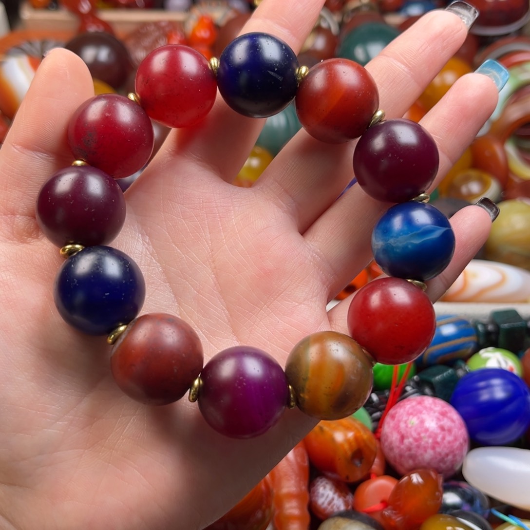 玛瑙/玉髓颈饰未镶嵌