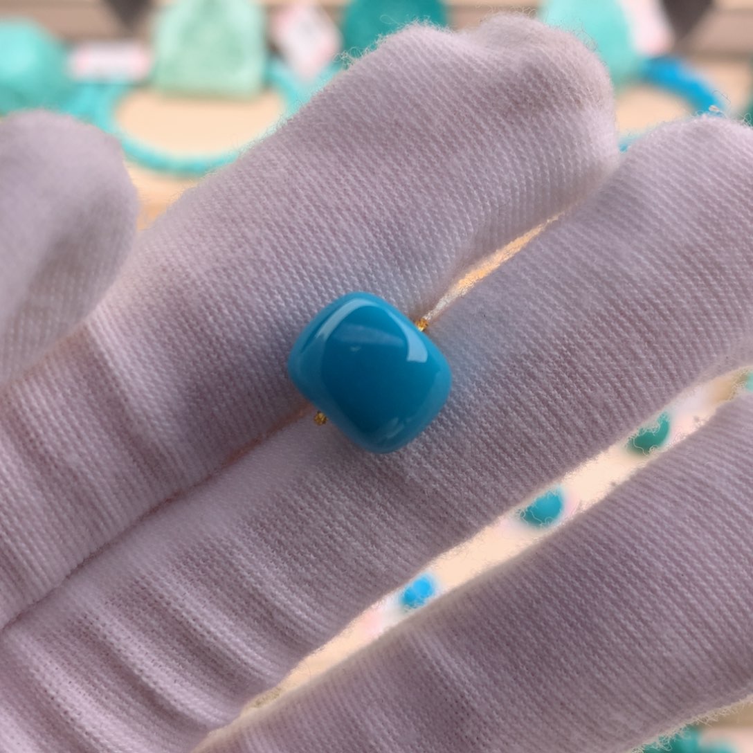 绿松石珠宝奇石未镶嵌10.5*8.4mm