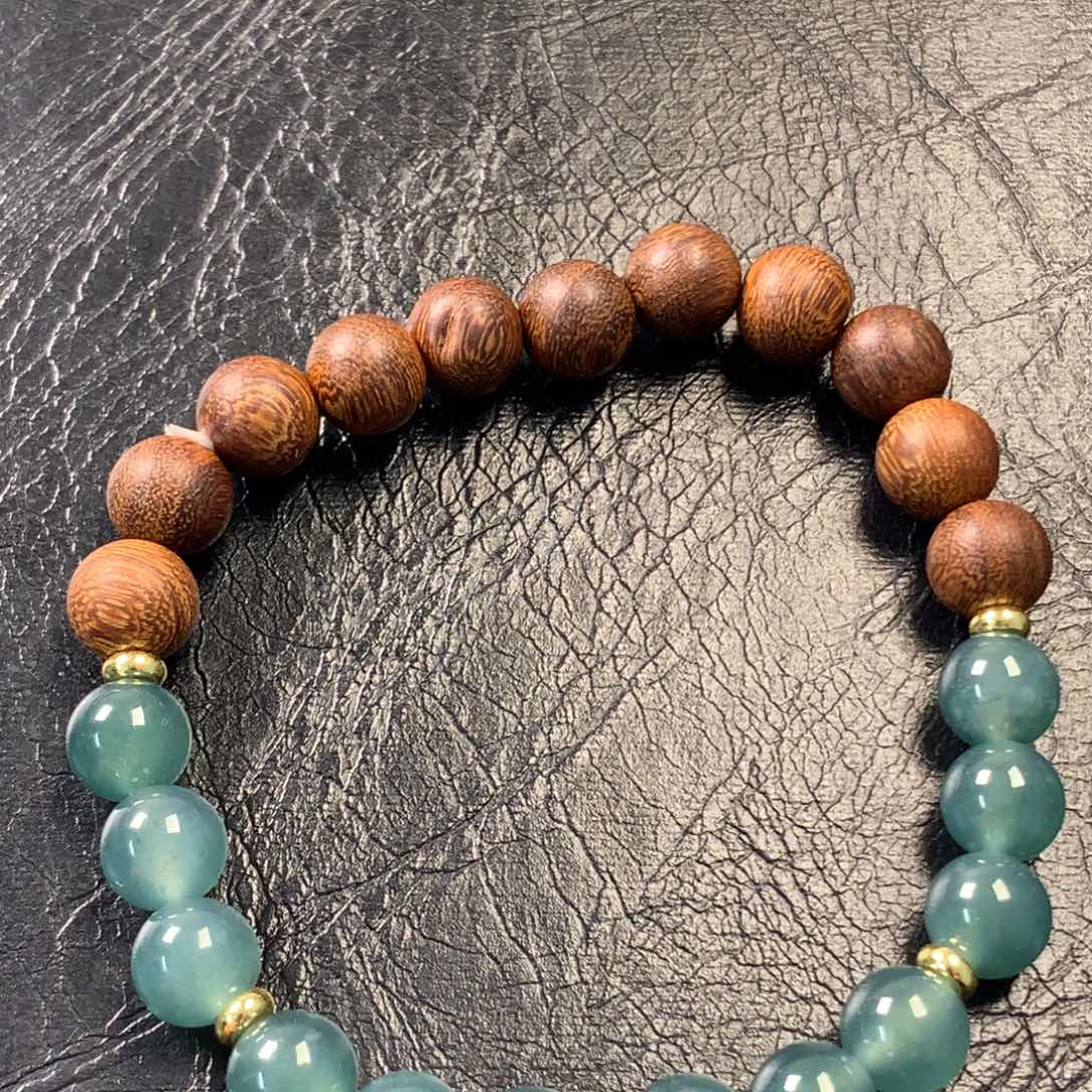 翡翠未镶嵌颈饰手串