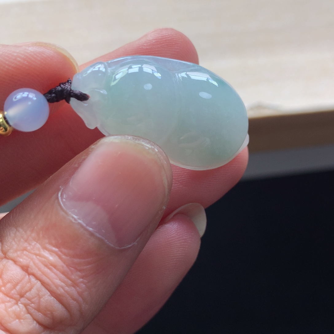 颈饰未镶嵌翡翠吊坠