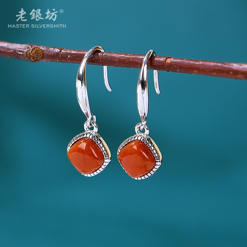 老银坊s925银方块南红耳钩 00141027