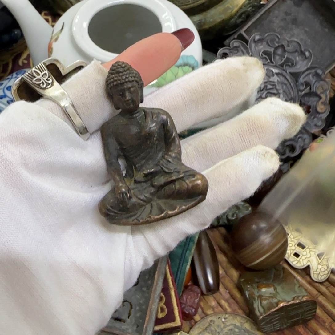 鼎***鼎嗯不打扰我不敢看电视好