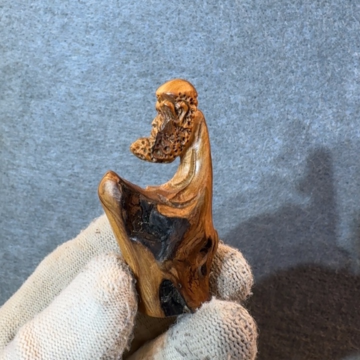 崖柏摆件手把件等