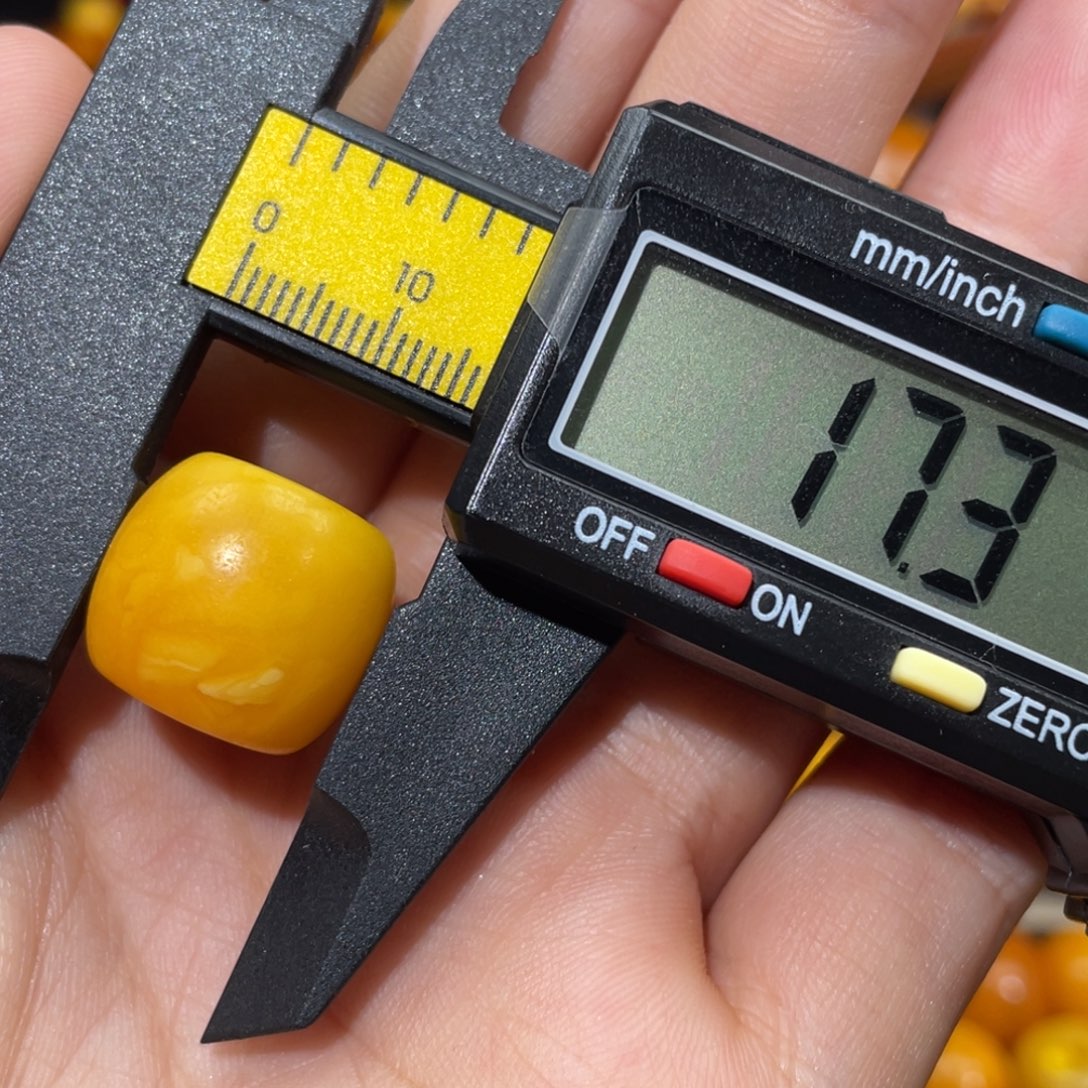 蜜蜡未镶嵌裸石马蹄